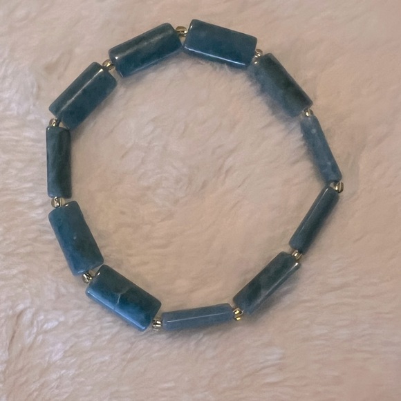NWOT Natural Stone Aquamarine Stretch Bracelet - Picture 5 of 6